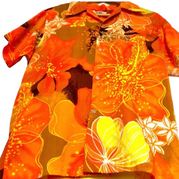 Retro BRIGHT Hawaiian Shirt ☀️ - Picture 1 of 8